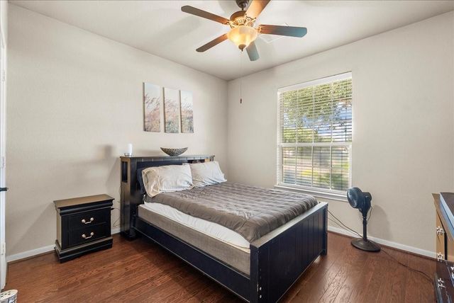 2404 Garnetfield Lane, Friendswood, TX 77546