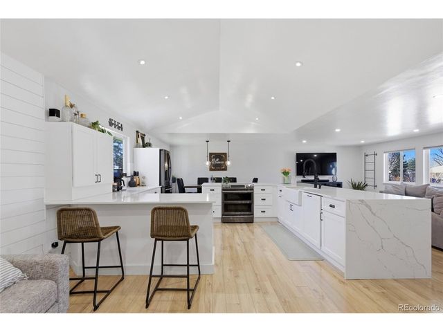 2776 S Newland St, Denver, CO 80227