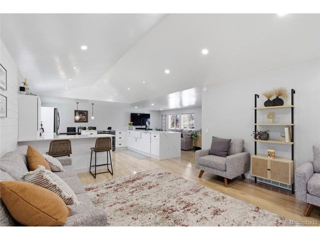 2776 S Newland St, Denver, CO 80227