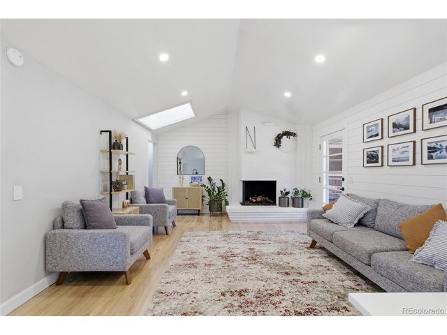 2776 S Newland St, Denver, CO 80227