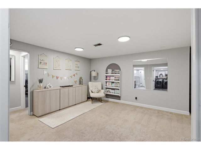 2776 S Newland St, Denver, CO 80227