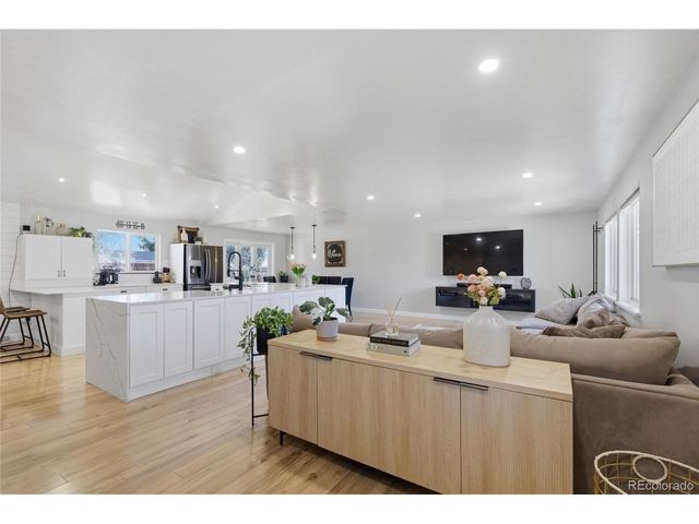 2776 S Newland St, Denver, CO 80227