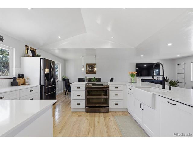 2776 S Newland St, Denver, CO 80227