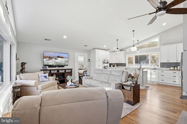 38150 BOATMAN LN, Avenue, MD 20609