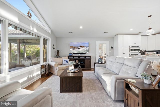 38150 BOATMAN LN, Avenue, MD 20609