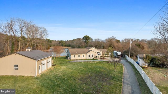 38150 BOATMAN LN, Avenue, MD 20609