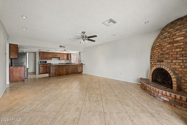 5202 W BROWN Street, Glendale, AZ 85302