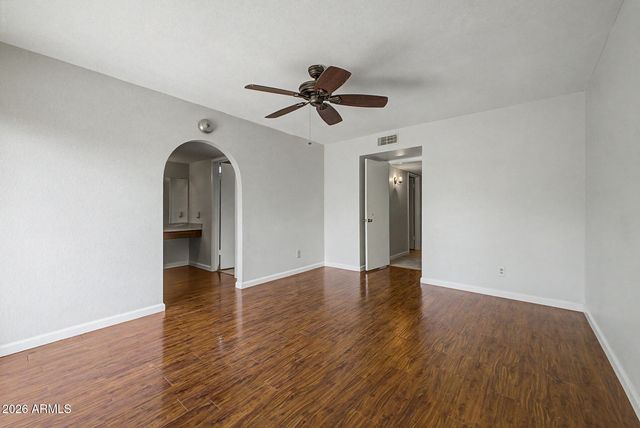 5202 W BROWN Street, Glendale, AZ 85302