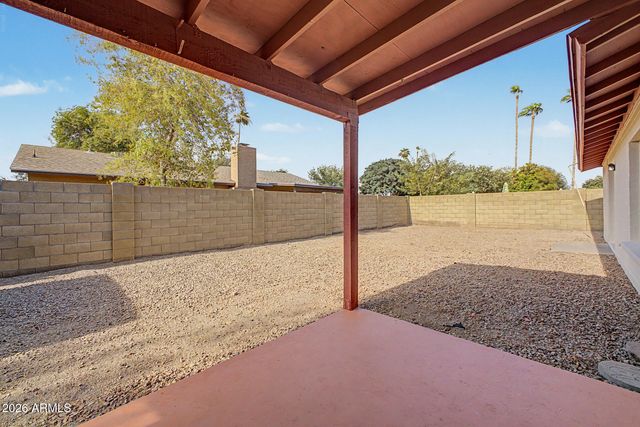 5202 W BROWN Street, Glendale, AZ 85302