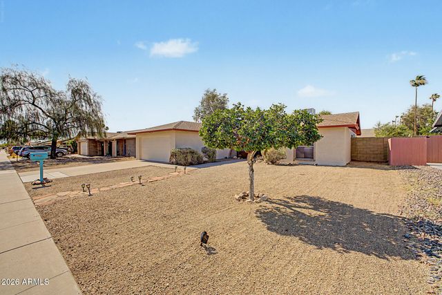 5202 W BROWN Street, Glendale, AZ 85302