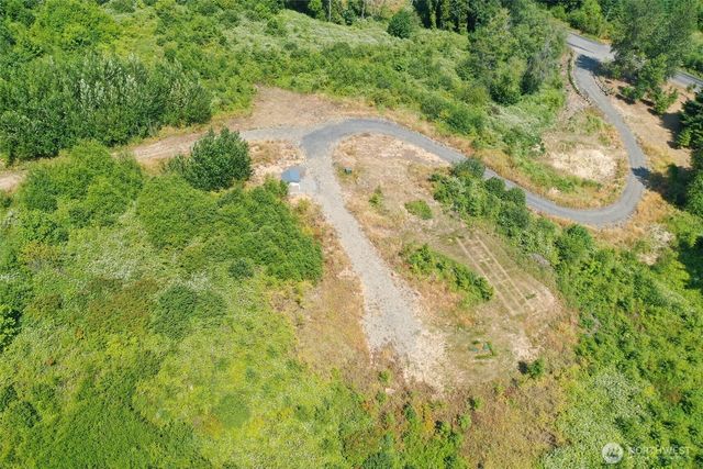 207 Sanderson Road, Chehalis, WA 98532