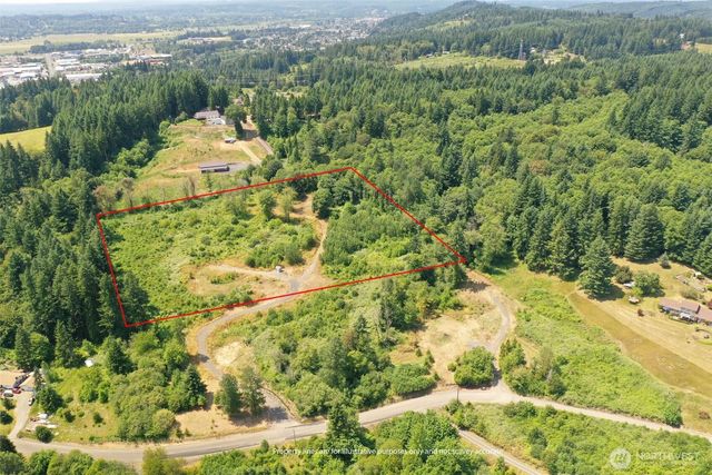 207 Sanderson Road, Chehalis, WA 98532