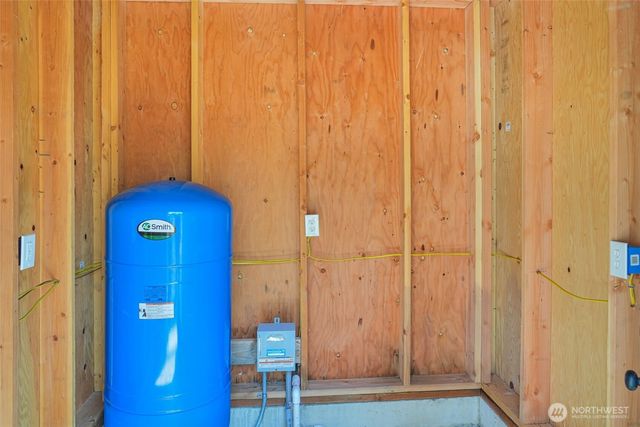 207 Sanderson Road, Chehalis, WA 98532