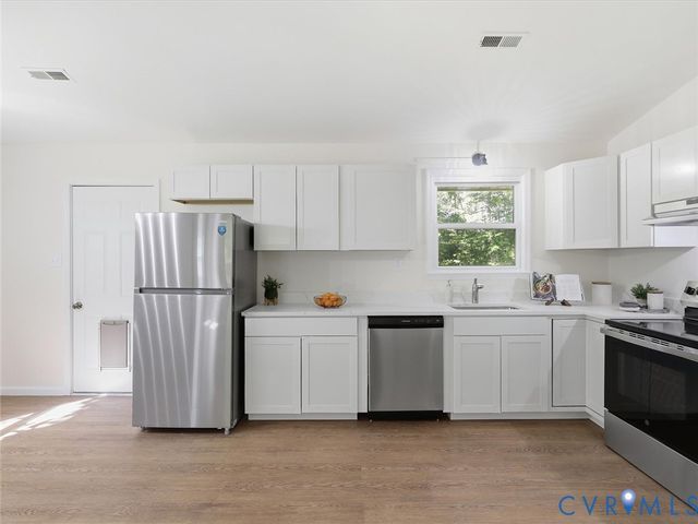 20254 Shockey Ln, Beaverdam, VA 23015