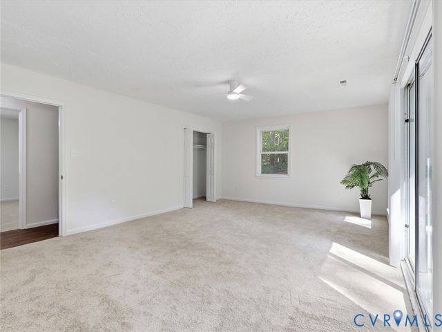 20254 Shockey Ln, Beaverdam, VA 23015