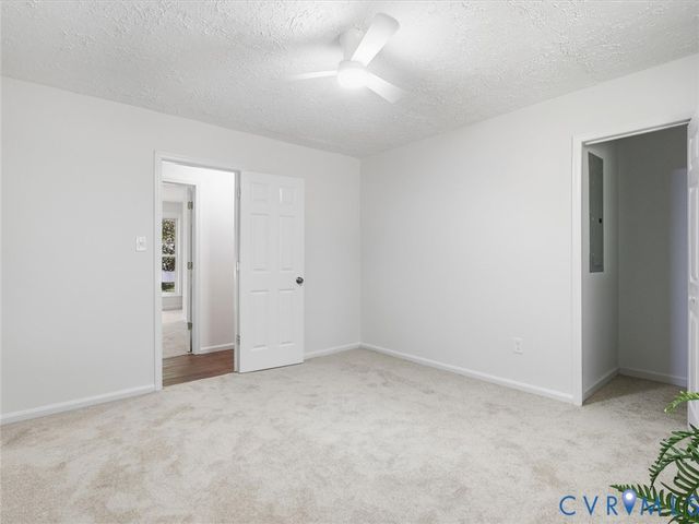 20254 Shockey Ln, Beaverdam, VA 23015