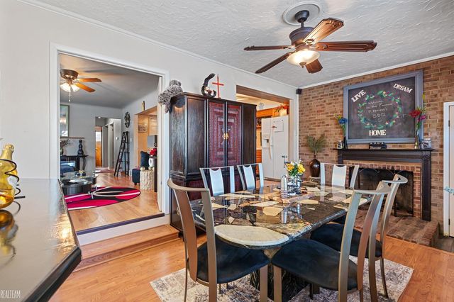 39151 Wanda Avenue, Sterling Heights, MI 48313