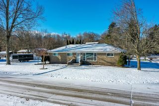 39151 Wanda Avenue, Sterling Heights, MI 48313