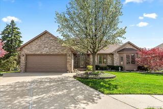 54806 Ashley Lauren Drive, Macomb Township, MI 48042