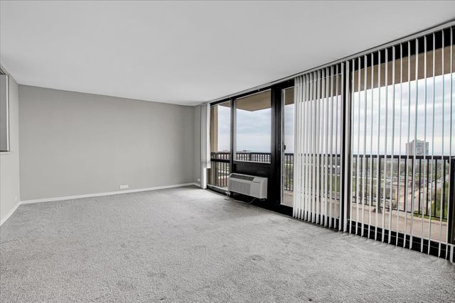 2901 S Michigan Avenue 1301, Chicago, IL 60616