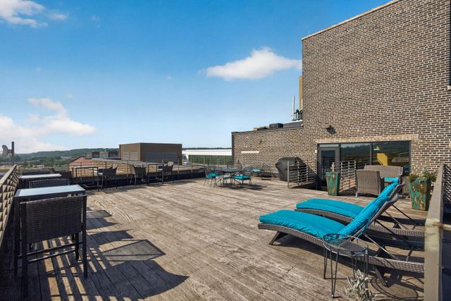 214 4th Street E 101, Saint Paul, MN 55101