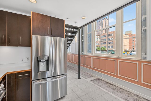 214 4th Street E 101, Saint Paul, MN 55101