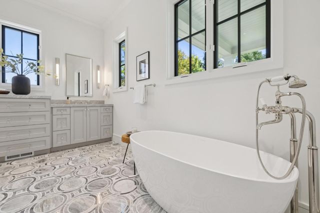 1950 Ralston Avenue, Hillsborough, CA 94010