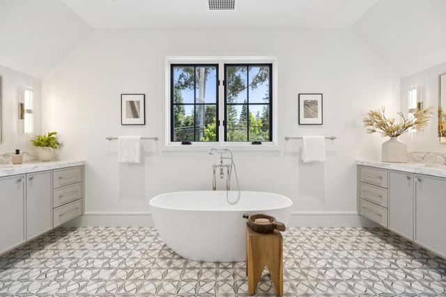 1950 Ralston Avenue, Hillsborough, CA 94010