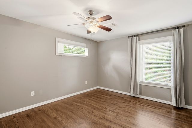 5535 McCommas Boulevard, Dallas, TX 75206