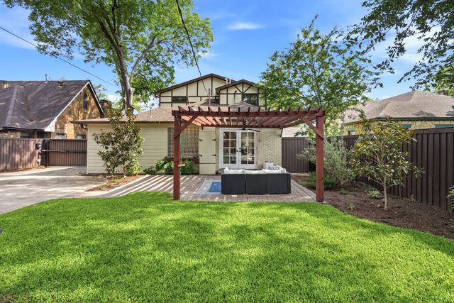 5535 McCommas Boulevard, Dallas, TX 75206