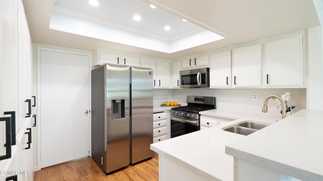 19235 Index Street 3, Porter Ranch, CA 91326