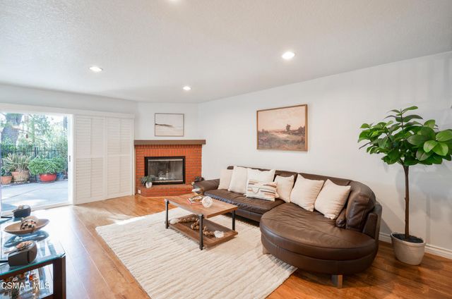 19235 Index Street 3, Porter Ranch, CA 91326