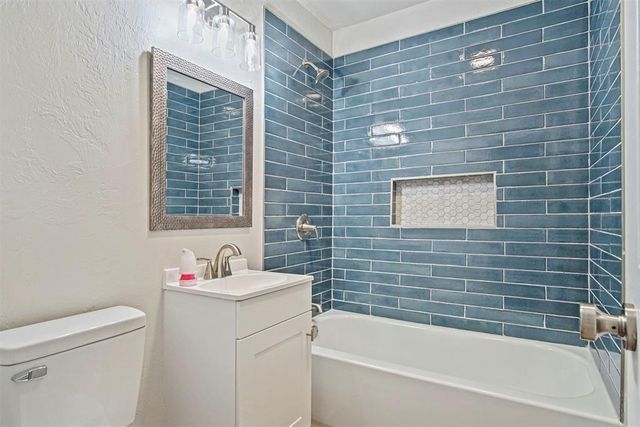 1012 Elmwood Drive, Guthrie, OK 73044