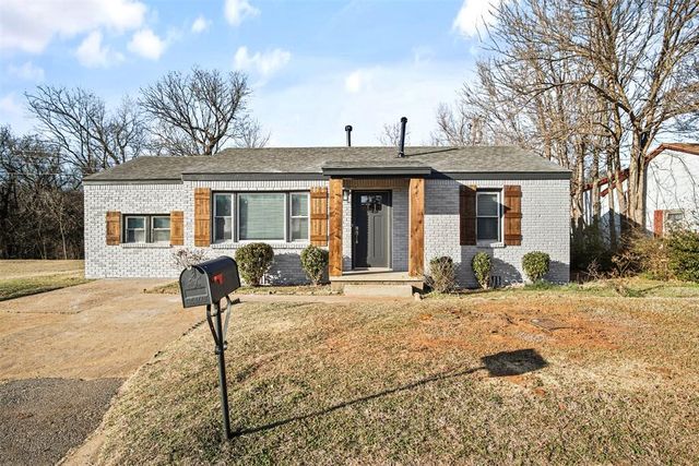 1012 Elmwood Drive, Guthrie, OK 73044