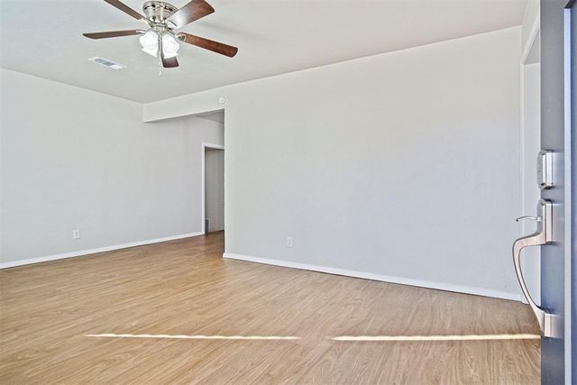 1012 Elmwood Drive, Guthrie, OK 73044