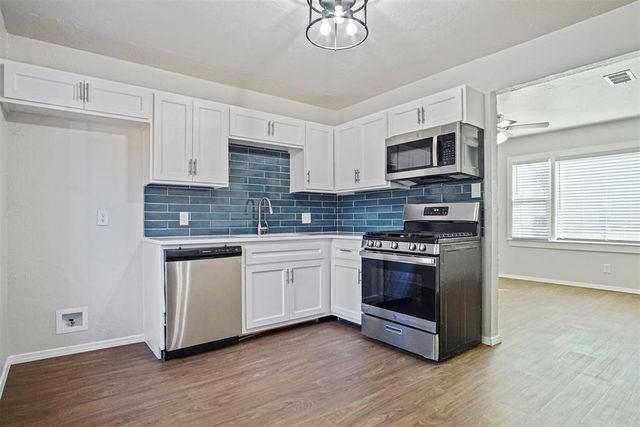 1012 Elmwood Drive, Guthrie, OK 73044