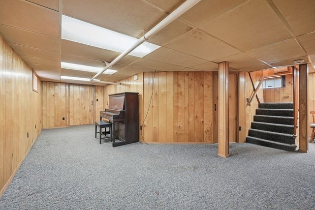 11 Wildrose Avenue, Worcester, MA 01602