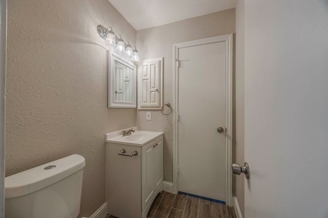 2804 Quail Ridge Drive, Carrollton, TX 75006