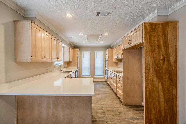 2804 Quail Ridge Drive, Carrollton, TX 75006