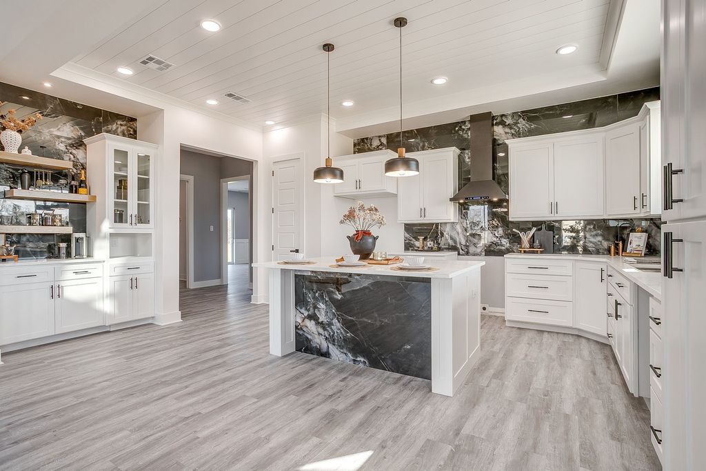 9316 Granda Vista, Joshua, TX 76058