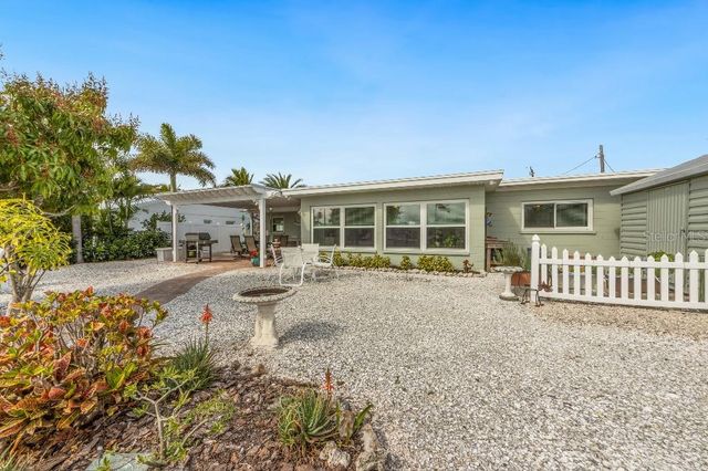 529 67TH STREET, Holmes Beach, FL 34217