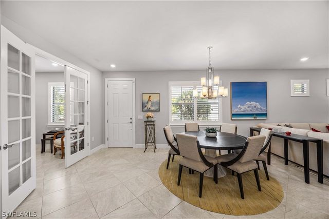 7658 Jacaranda LN, Naples, FL 34114