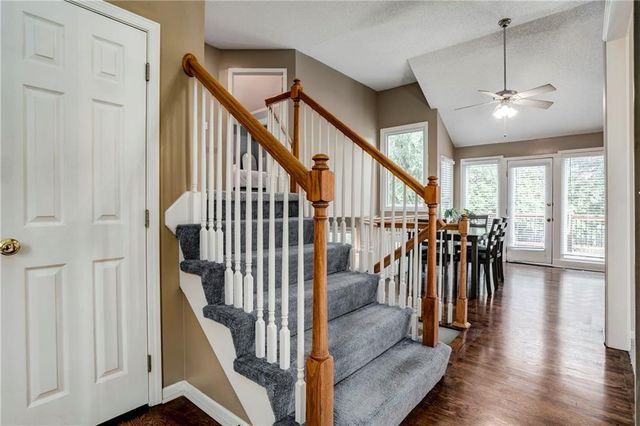 21513 W 52nd Street, Shawnee, KS 66226