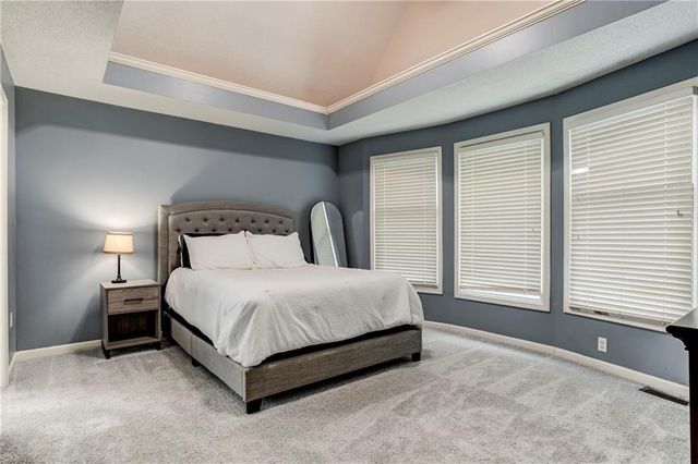 21513 W 52nd Street, Shawnee, KS 66226