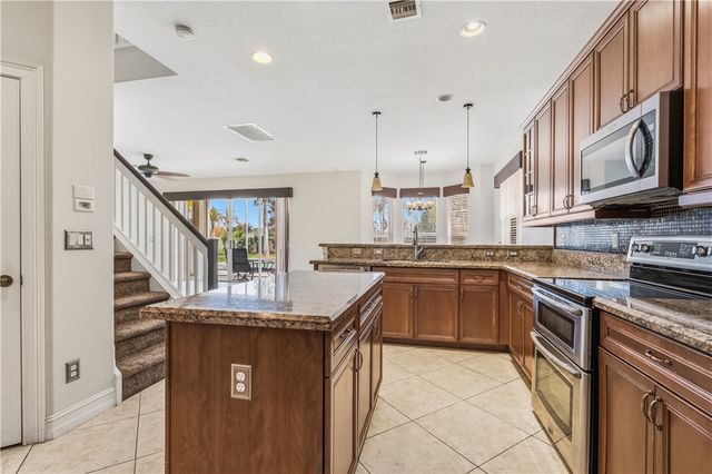 1120 Amethyst Drive SW, Vero Beach, FL 32968