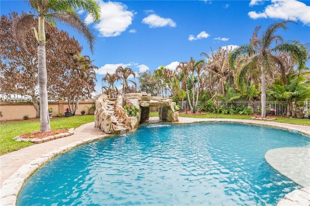 1120 Amethyst Drive SW, Vero Beach, FL 32968