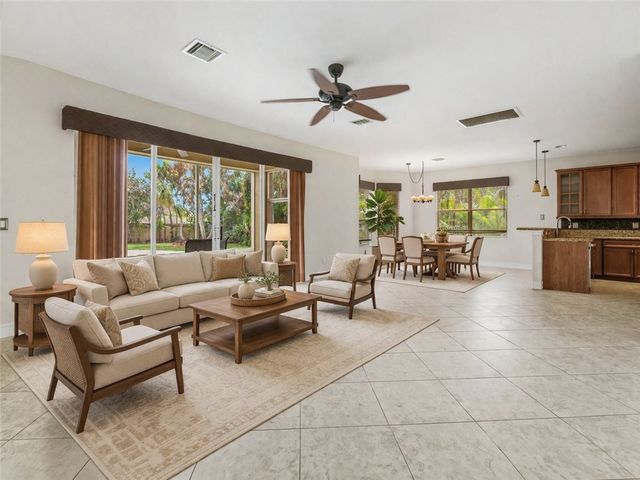 1120 Amethyst Drive SW, Vero Beach, FL 32968