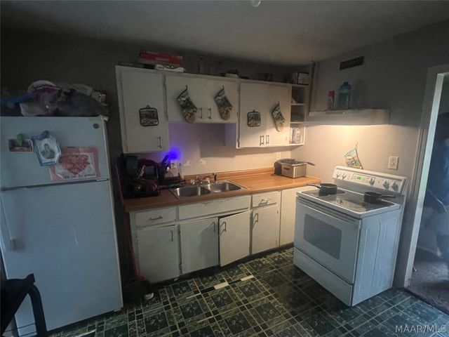 5252 Levenson Road, Montgomery, AL 36108