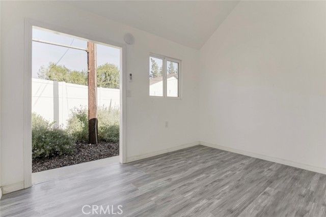 8852 Morehart Avenue, Sun Valley (los Angeles), CA 91352