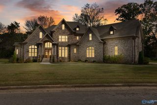 205 Briarwood Circle, Athens, AL 35613